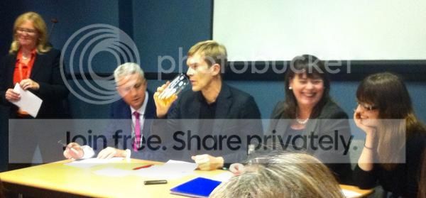  photo LabConf2_zpsf56531ee.jpg